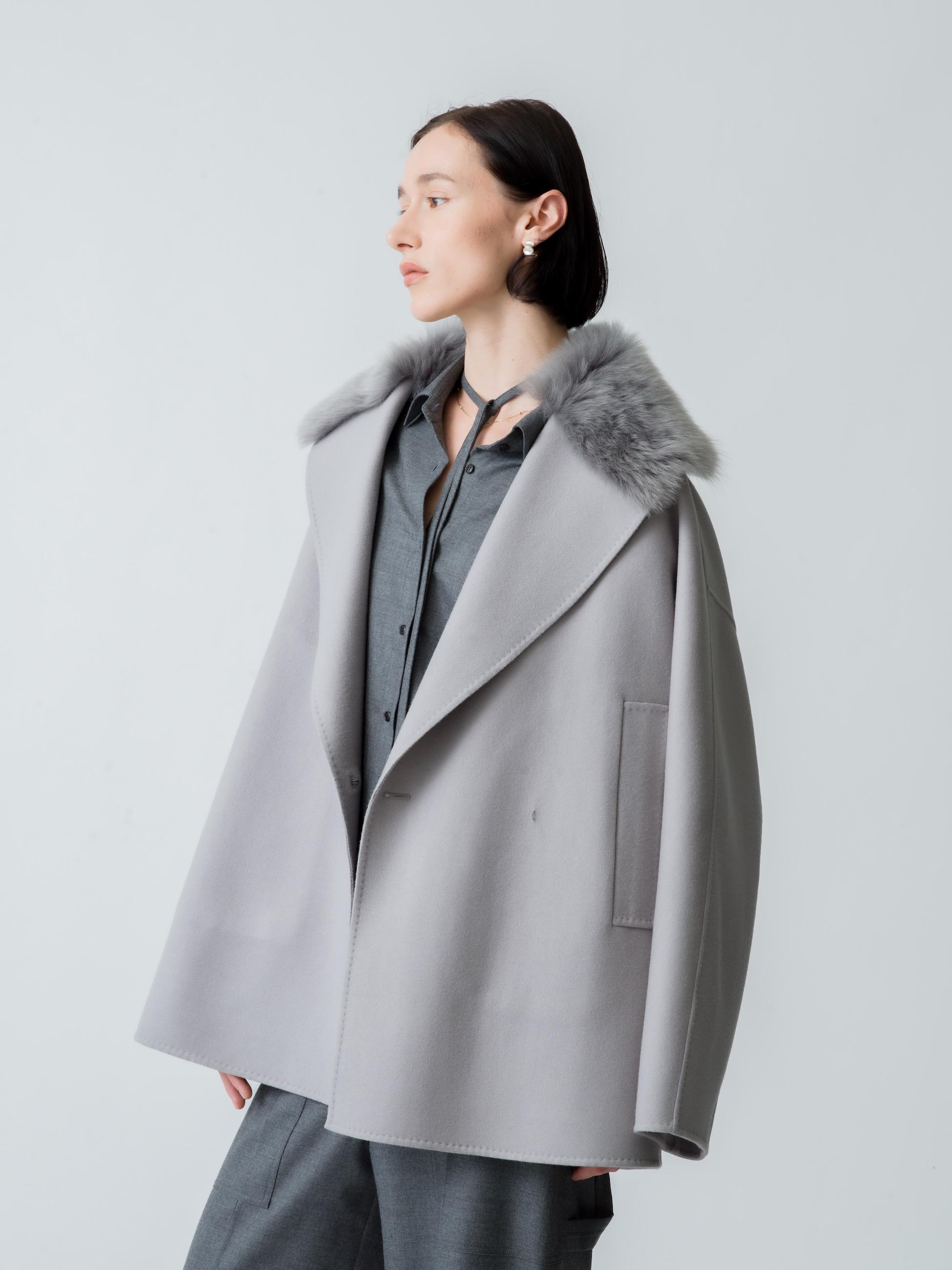 未使用　エブール ebure ライトグレーコート FW25_COAT COLLECTION | ebure(エブール)